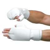 Martial World スーパー拳サポーター Super Fist Guard JFKO/WFKO 白 White [mw-pt-kensupporter-super-ng23-jfko-wh]