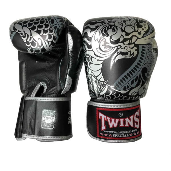 TWINS ボクシング グローブ 本革 Dragon Model 黒シルバー [twins-gv 